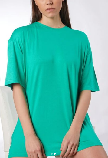 0020 Women's OVERSIZE BASIC T-SHIRT