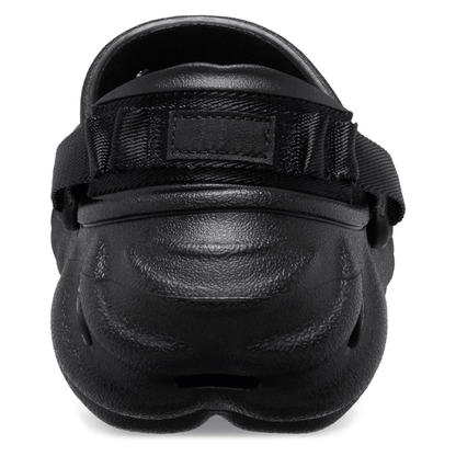 5859 CROCS ECHO CLOG