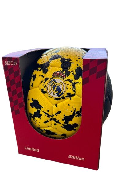 2117 REAL MADRID FOOTBALL