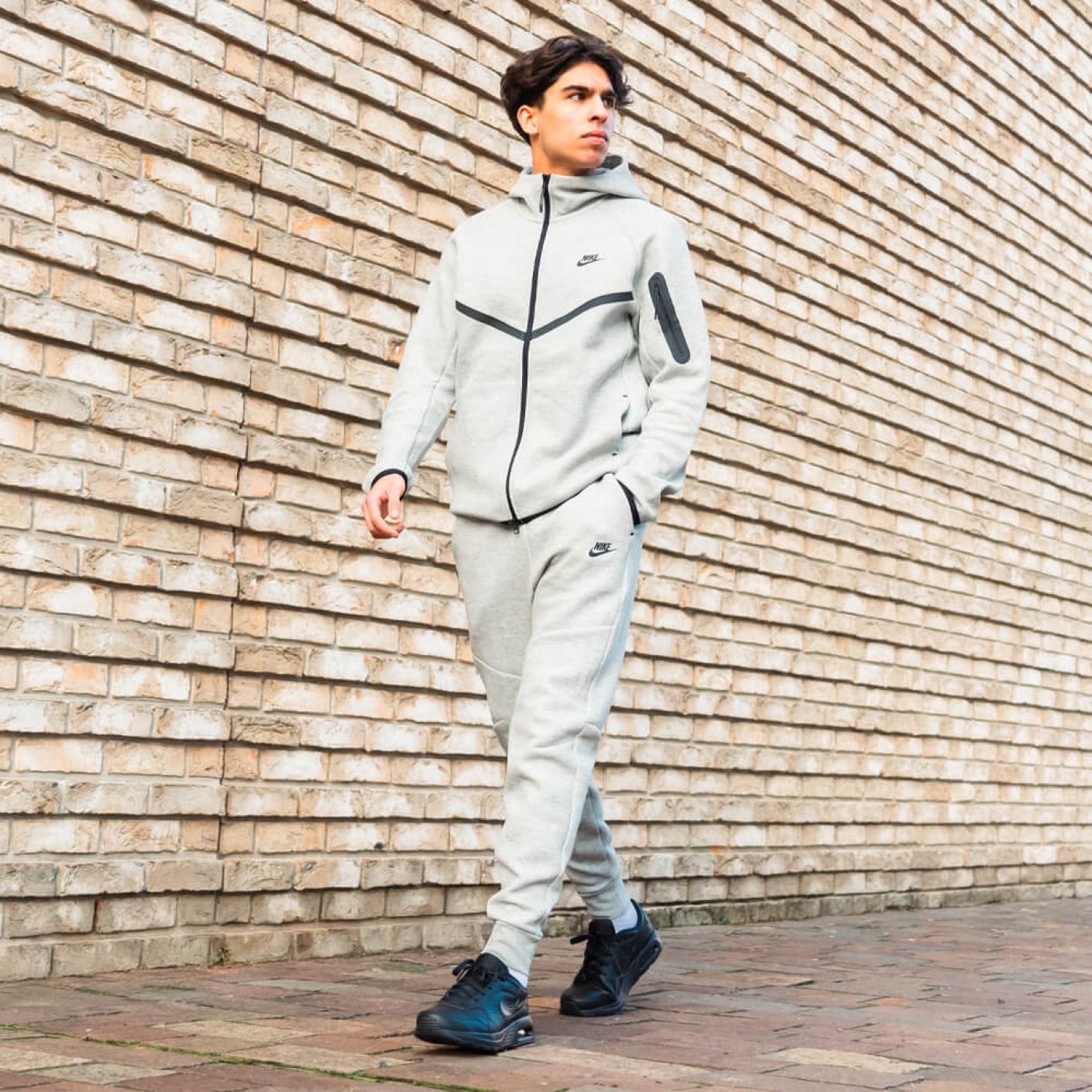 6169 Nike Sportswear Tech Windrunner Lifestyle Hoody Tracksuit