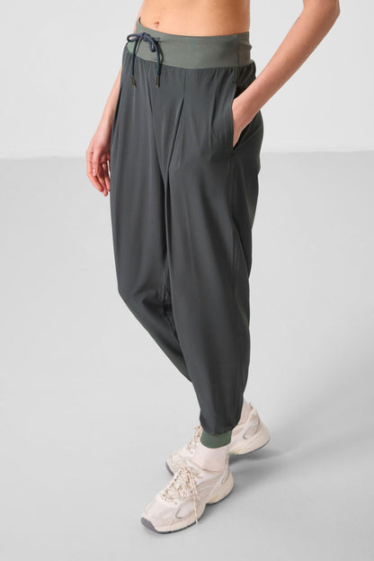 Pocketed Standard Fit Women's Yoga Pants - 94677