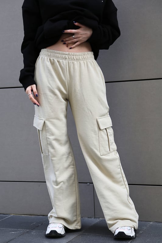 1615 Women Wide Leg Cargo Sweatpants