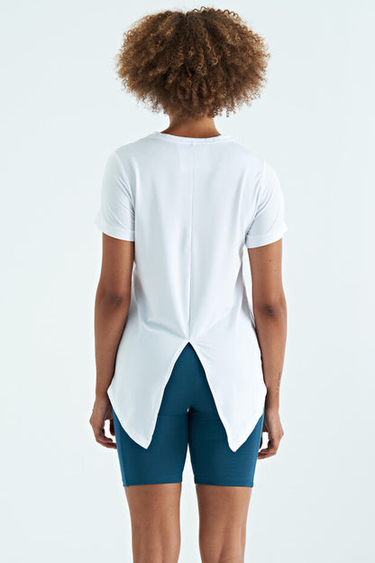 97267 Back Slit Detail Crew Neck Short Sleeve Standard Fit Women's t-shirt