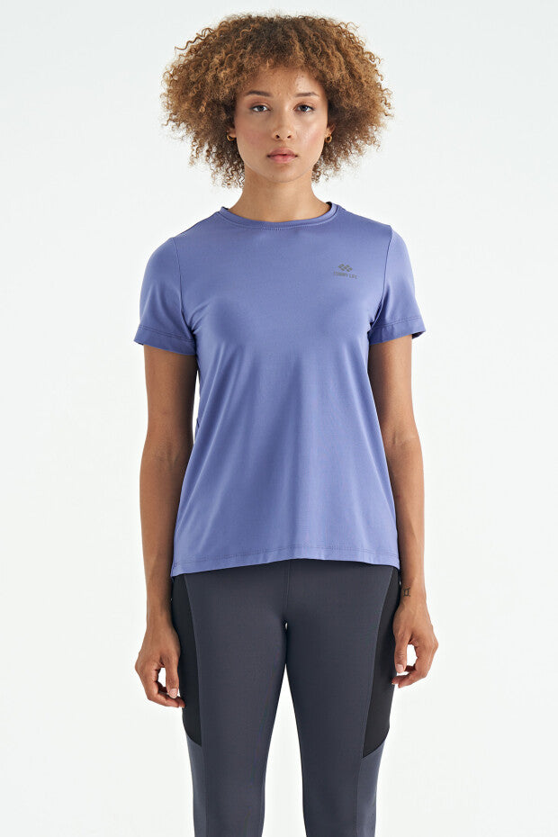 97267 Back Slit Detail Crew Neck Short Sleeve Standard Fit Women's t-shirt