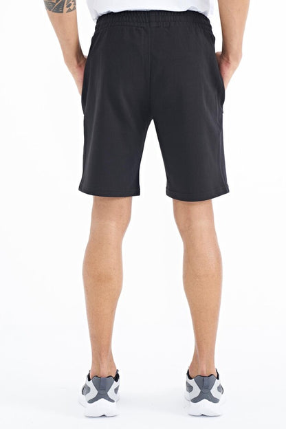 81239 Pocketed Standard Fit Men's Shorts