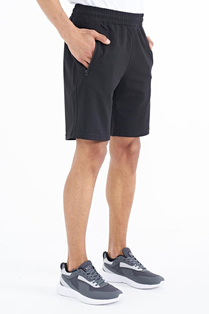 81239 Pocketed Standard Fit Men's Shorts